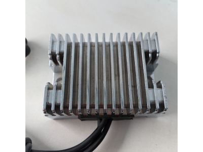 Chrome 32 Amp Solid State Electronic Voltage Regulator Repl # 74519-88
